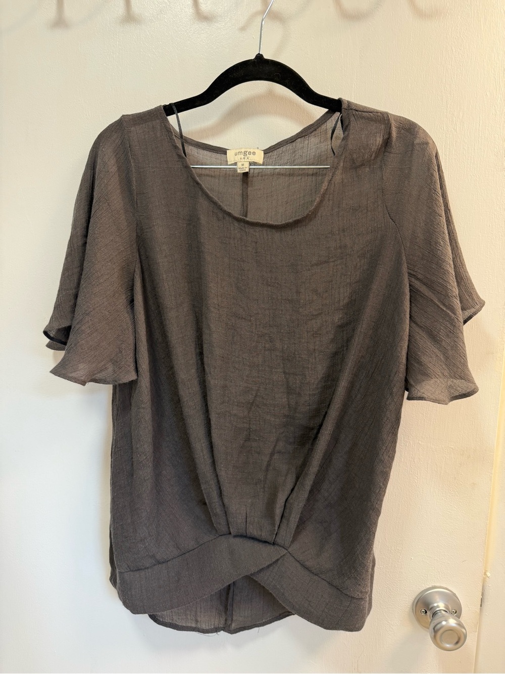 Umgee Gray Flutter Sleeve Twisted Hem Blouse